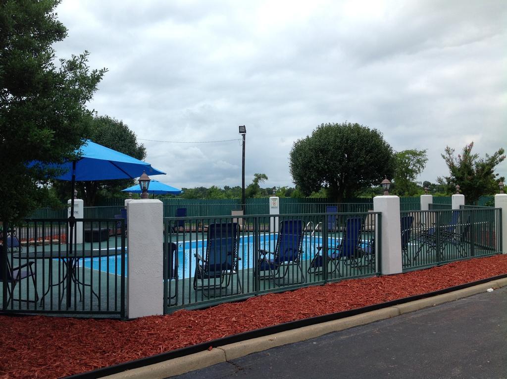 Hallmarc Inn & Suites Of 웨스트 멤피스 외부 사진